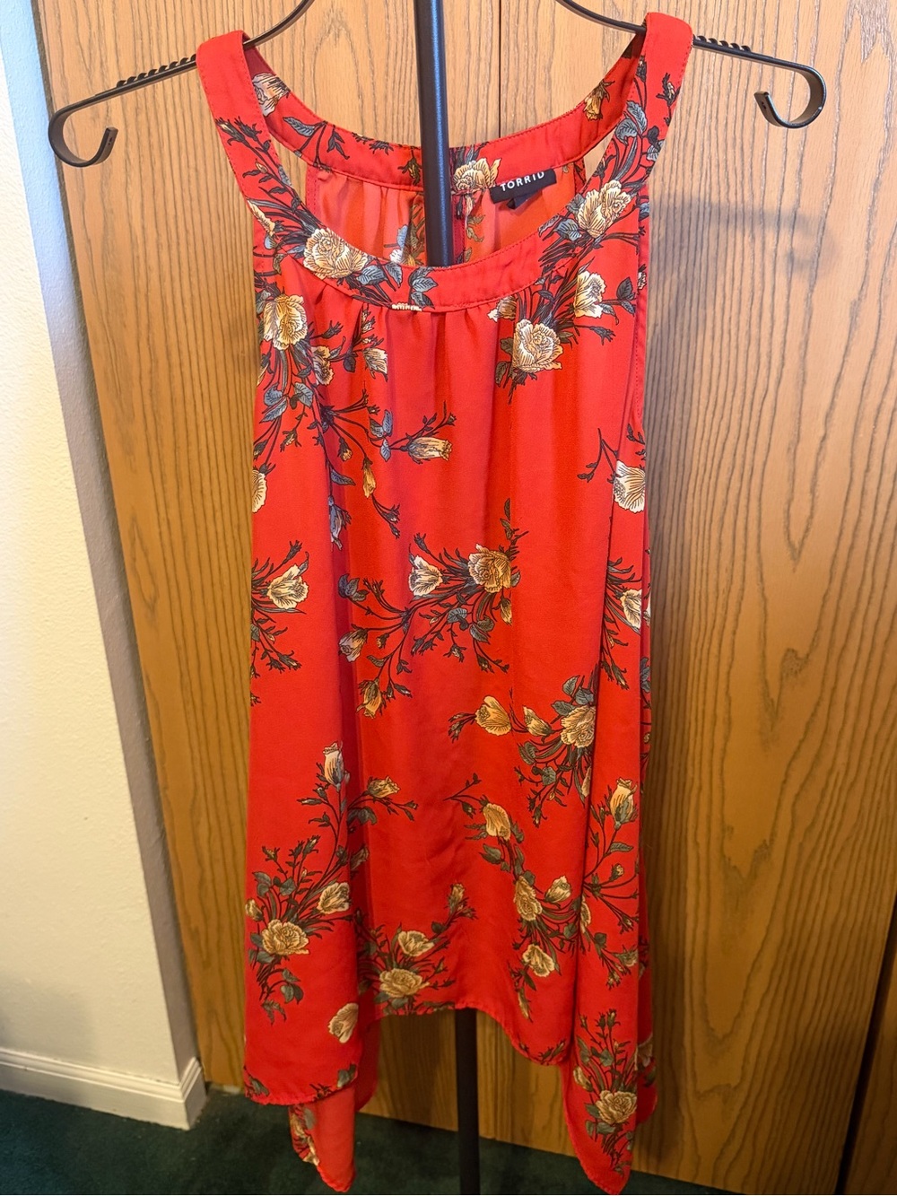 Torrid Red Floral Georgette Halter Top Size 1X